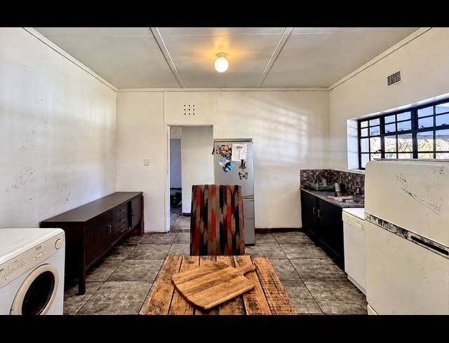 3 BEDROOM HOUSE FOR SALE IN VANDERBIJLPARK CW 6